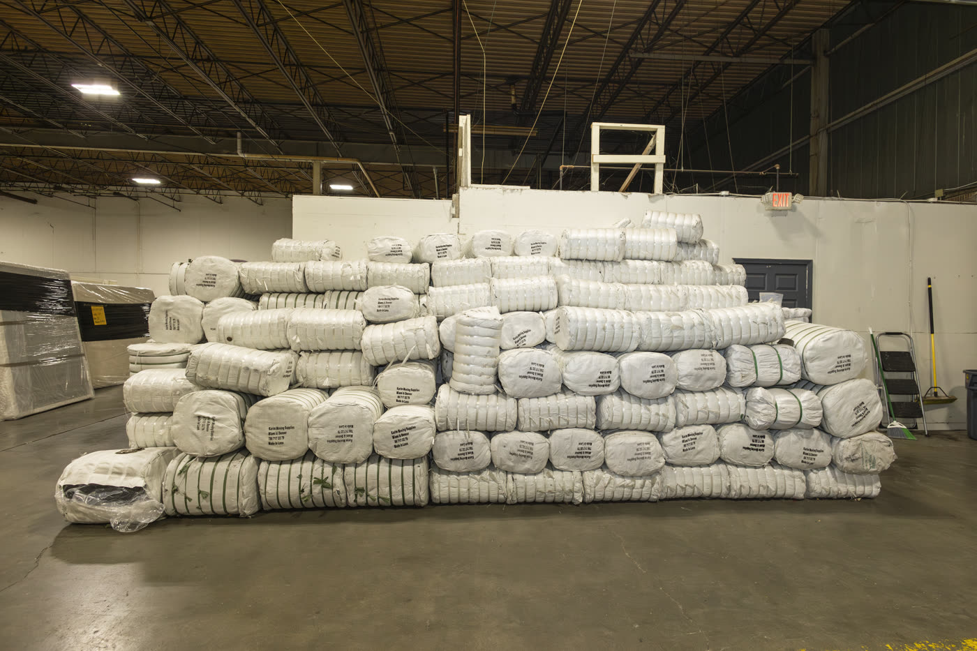 Warehouse packing materials inventory